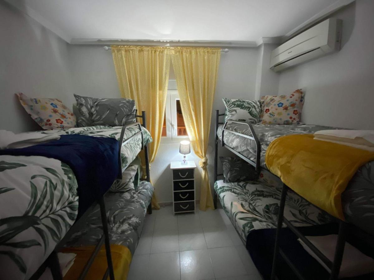 Apartamento Pod Papugami Torrevieja Exterior foto